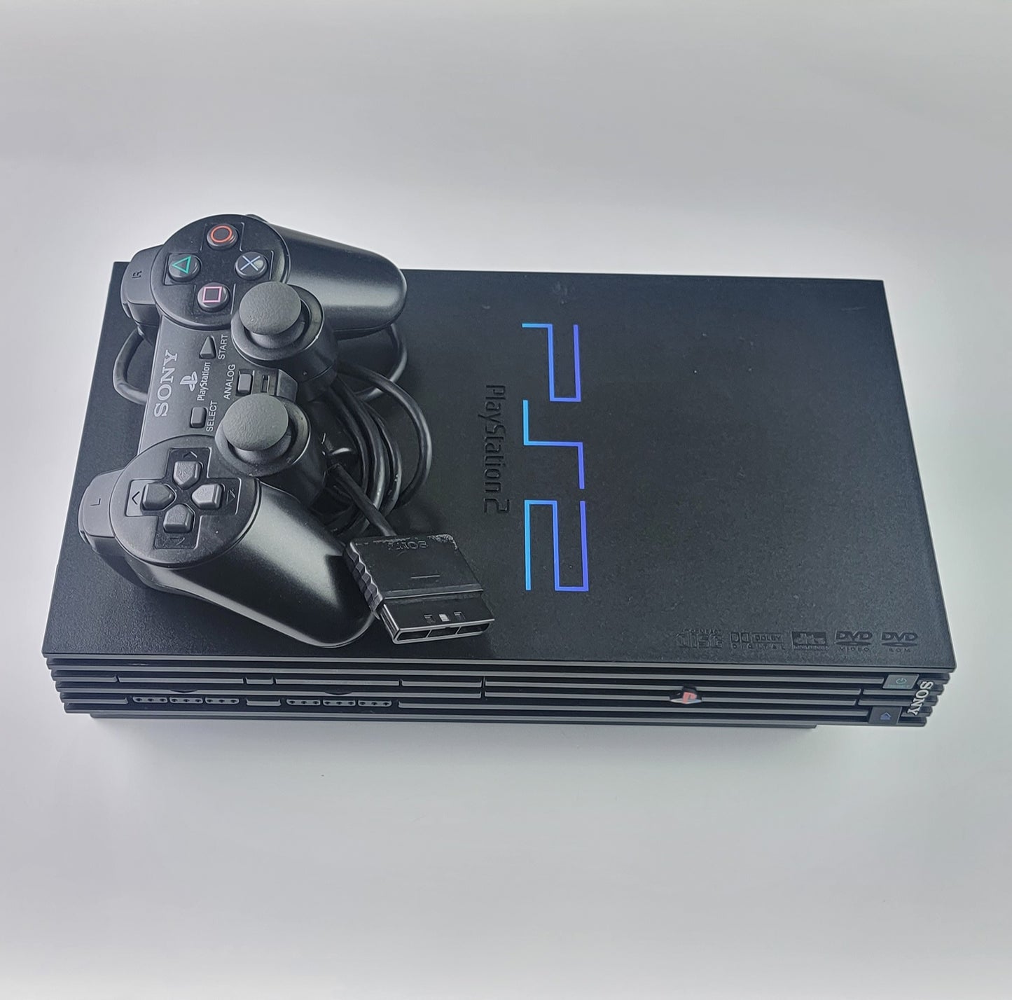 Sony PlayStation 2 (PS2 Phat) Console Bundle