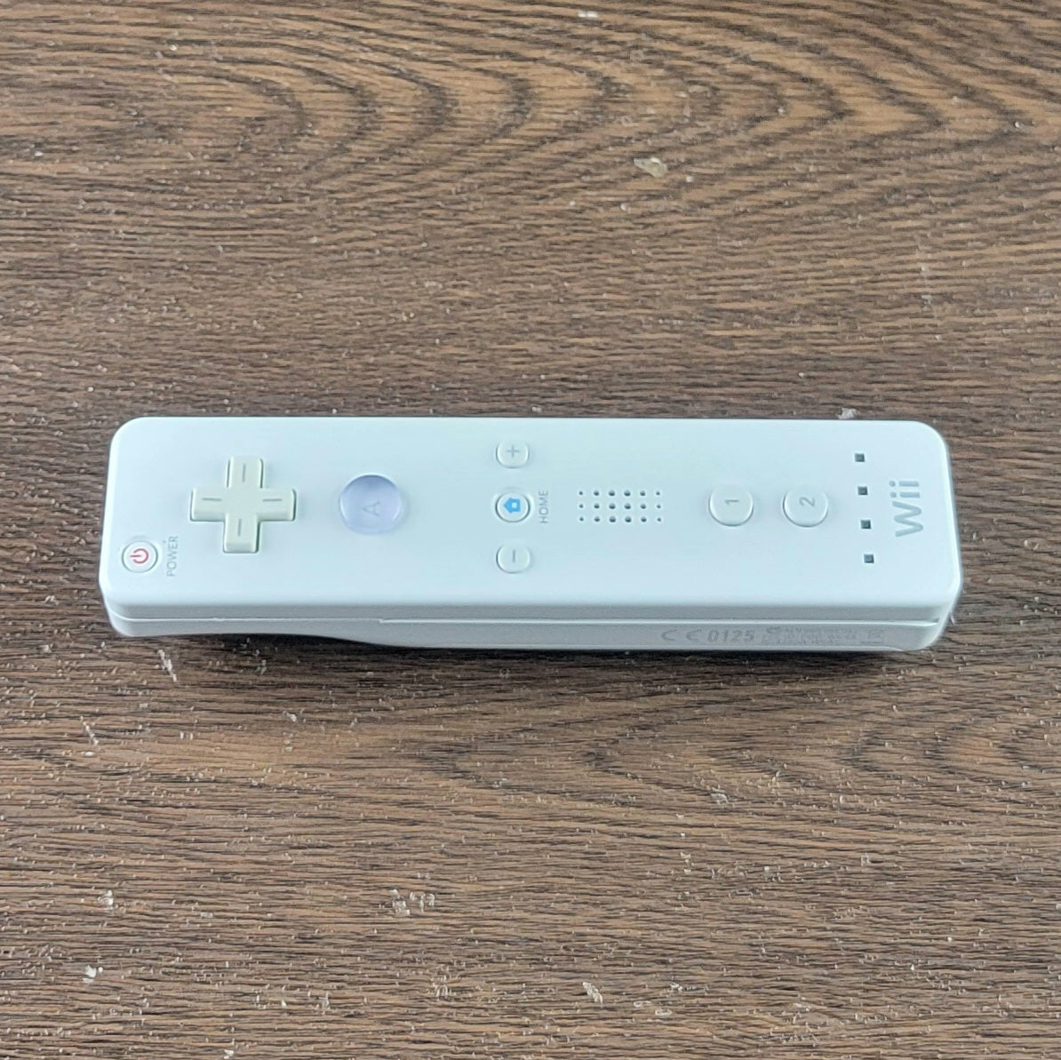 Nintendo Wii Console Bundle (Model RVL-001)