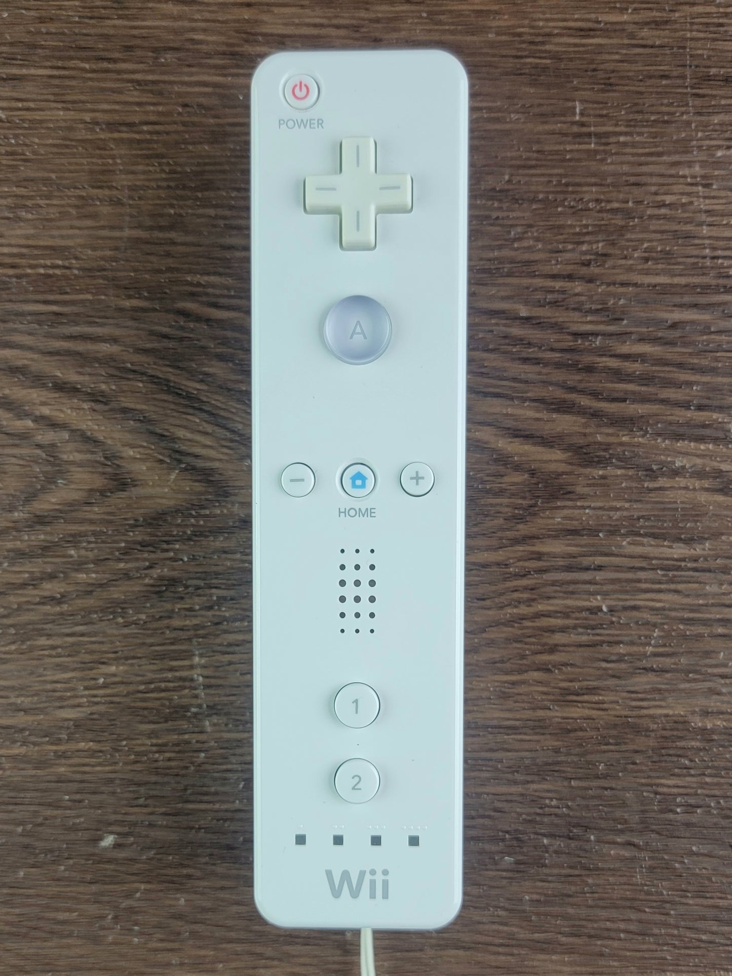 Nintendo Wii Console Bundle (Model RVL-001)